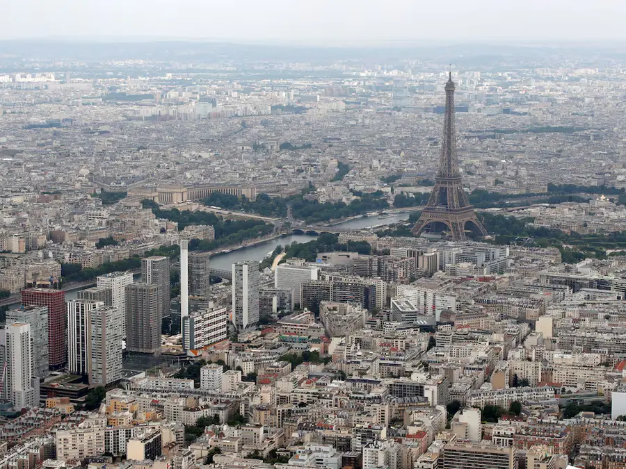 France's economic growth beats forecasts despite trade, political headwinds