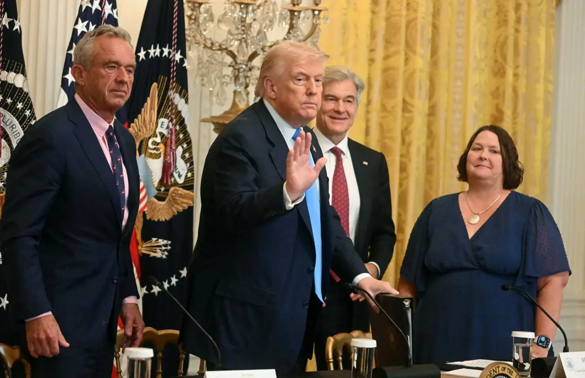 'Getting to know each other': Donald Trump postpones planned tariff after talks with Mexican President