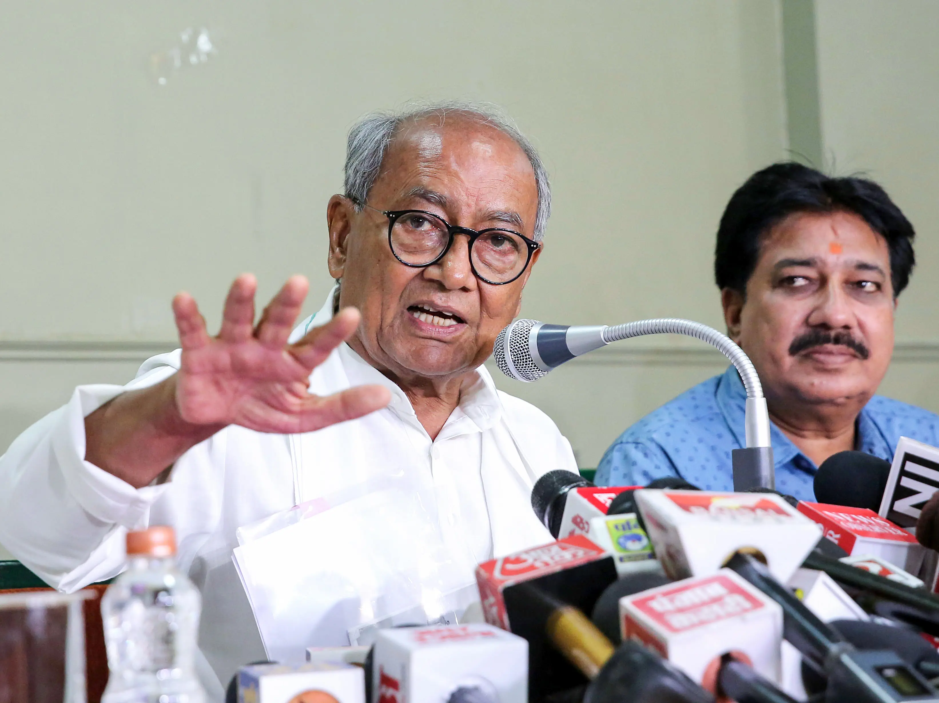 'Opposed Saffron Terror term': Congress leader Digvijaya Singh 'Opposed Saffron Terror term': Congress leader Digvijaya Singh