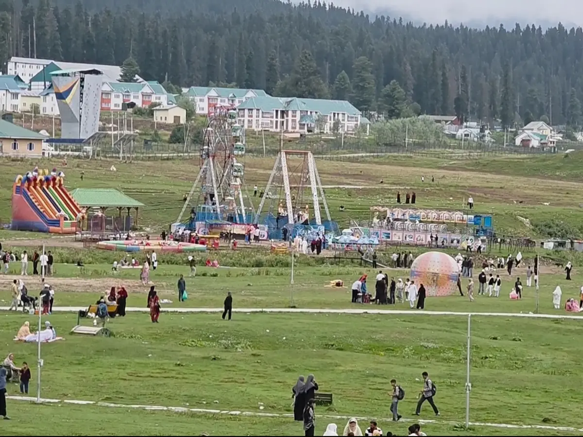 Kashmir Tourism on Road to Recovery, Gulmarg Welcomes Tourists