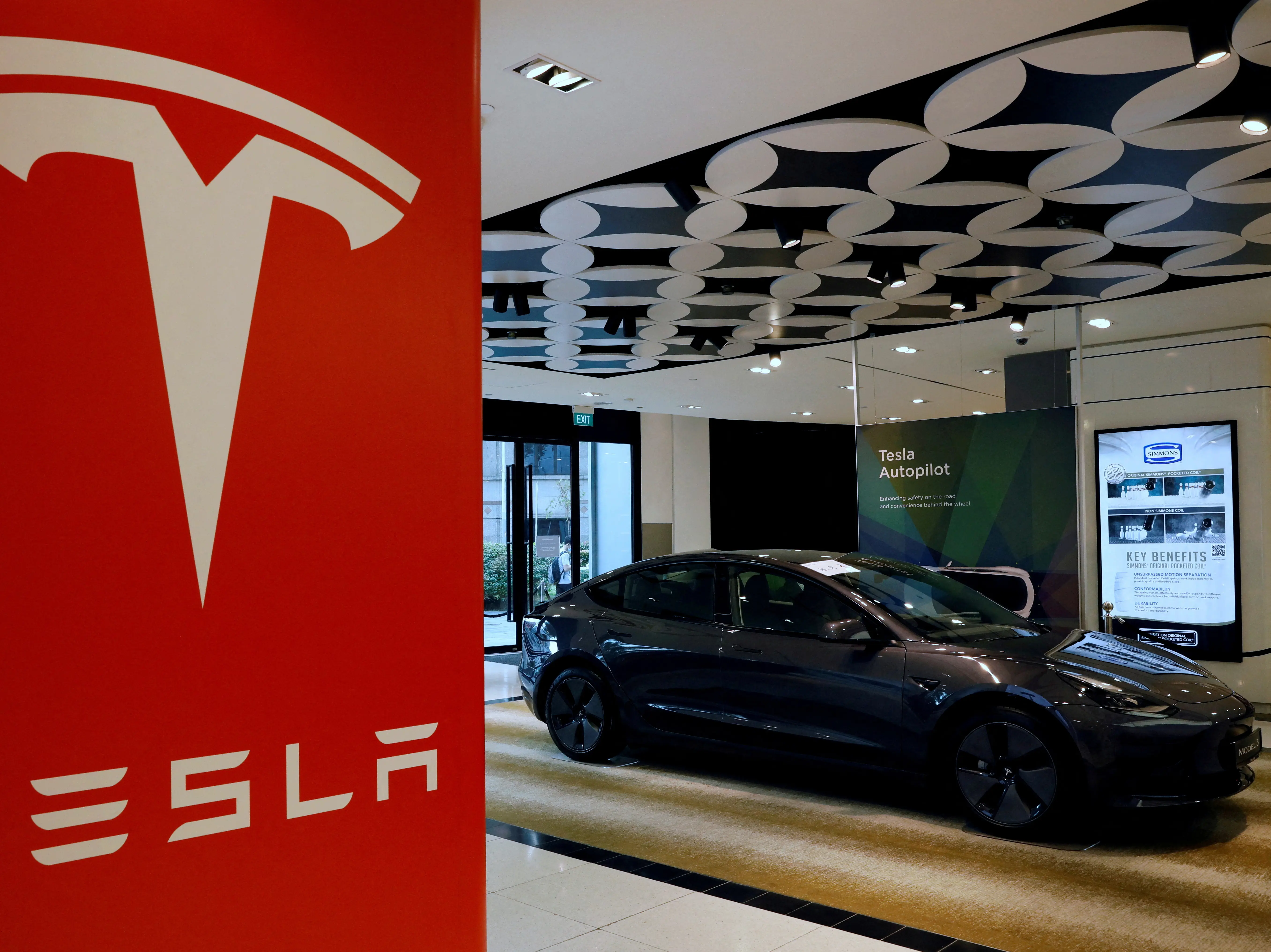 Tesla found partly guilty in deadly 'autopilot' crash, jury awards $242 million Tesla found partly guilty in deadly 'autopilot' crash, jury awards $242 million
