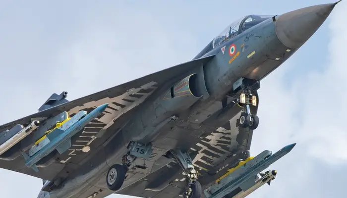 How Tejas Mk2 fighter jet outsmarts enemy missiles with integrated EW technology
