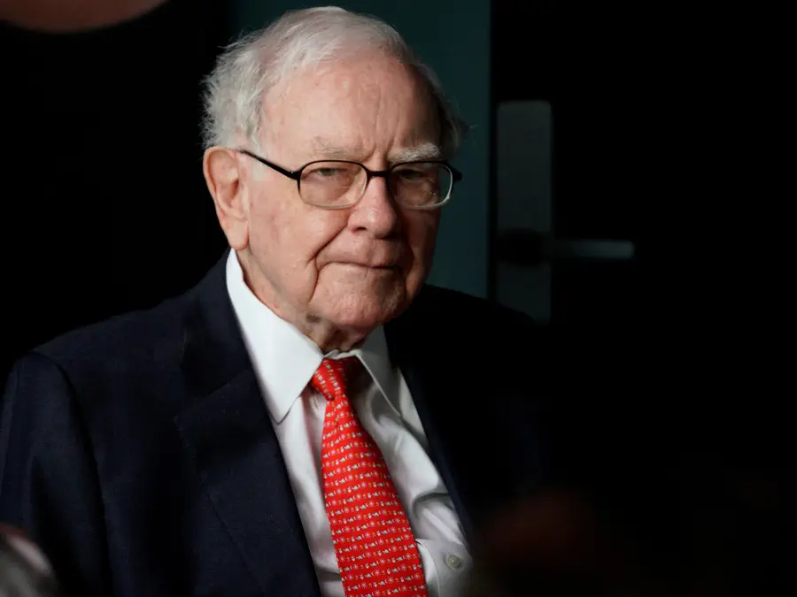 Buffett’s Berkshire slumps on $3.8 bn Kraft Heinz loss, sits tight as tariffs loom
