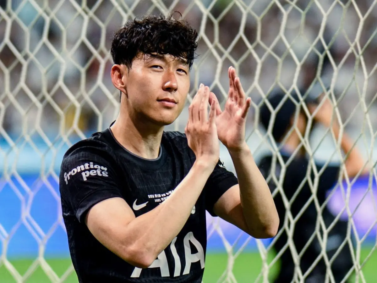 Departing Spurs captain Son Heung-min in tears after emotional evening in Seoul Departing Spurs captain Son Heung-min in tears after emotional evening in Seoul