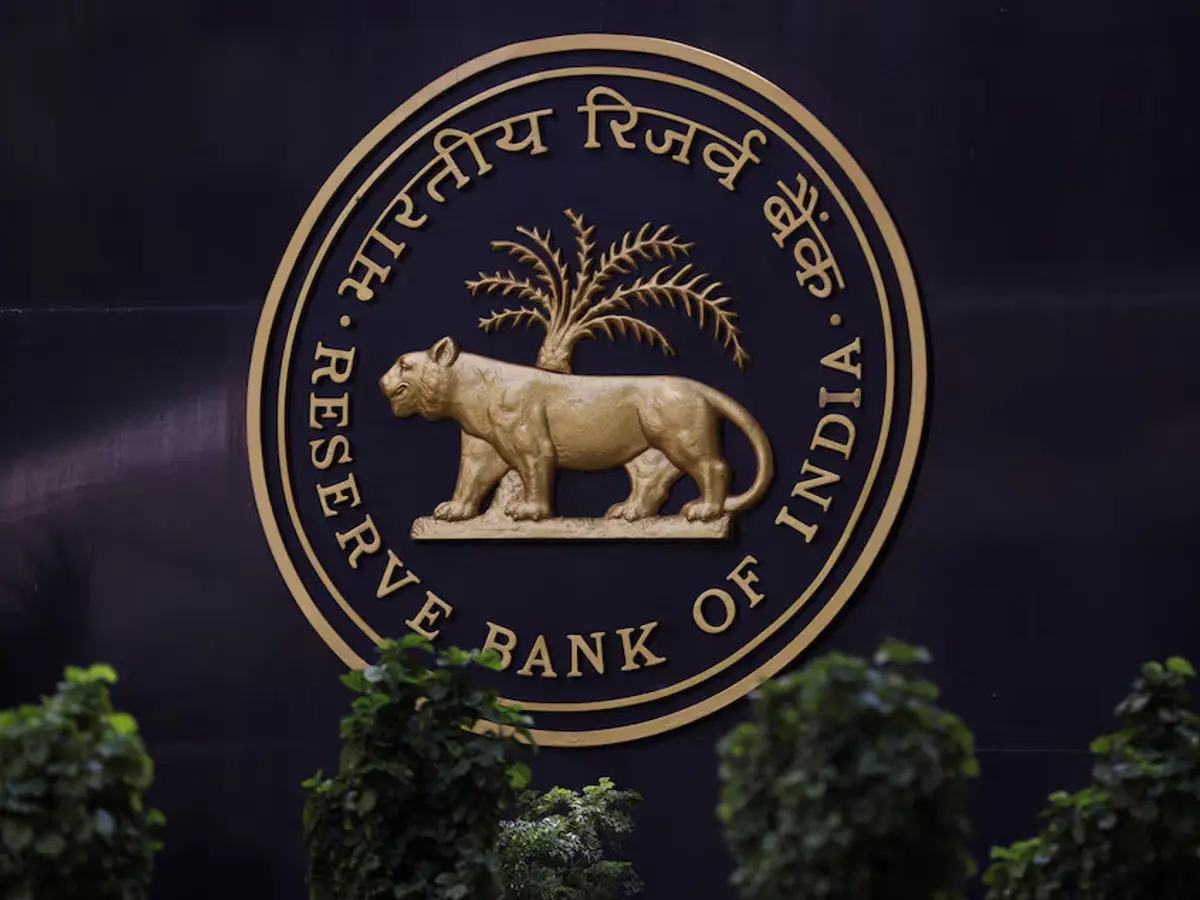 RBI Weighs Rate Decision Amid Inflation, US Tariffs, and Growth Concerns