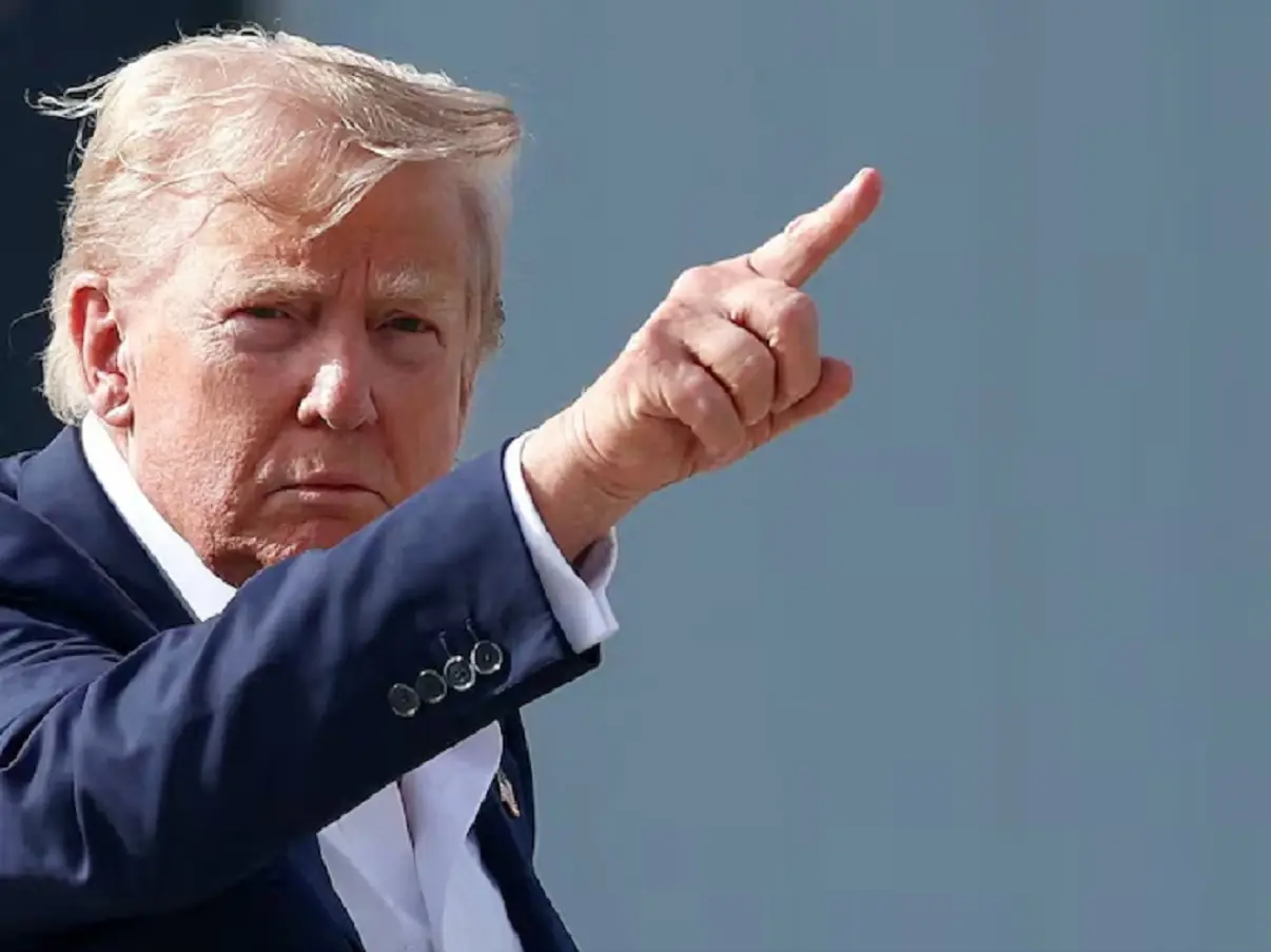 Trump warns of ‘substantial hike’ in tariffs on India over Russian oil purchase Trump warns of ‘substantial hike’ in tariffs on India over Russian oil purchase
