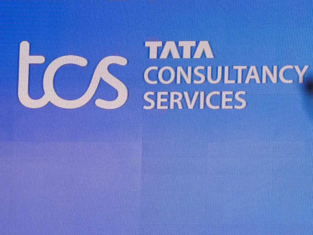 'Supporting him...': TCS says employee on ‘unauthorised leave’ after photo of him sleeping on footpath goes viral