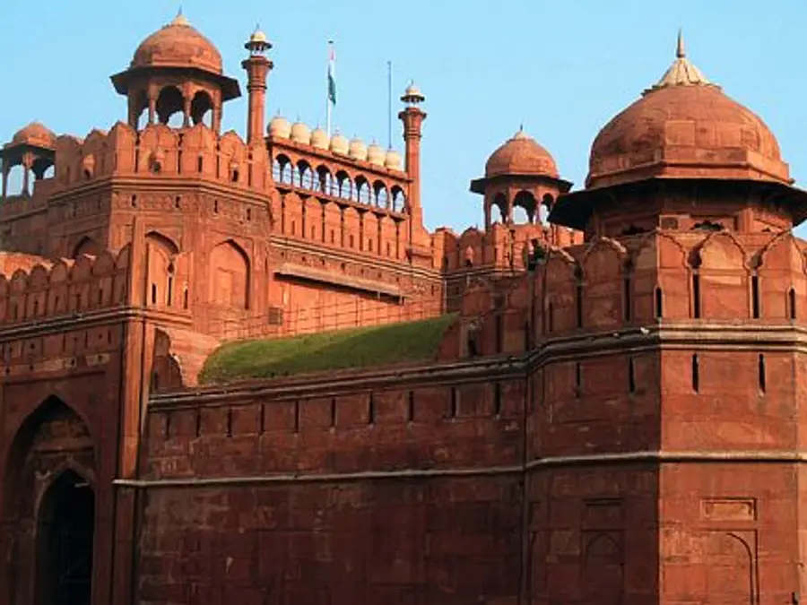 Five illegal Bangladeshi immigrants held for forcibly attempting to enter Red Fort: Police