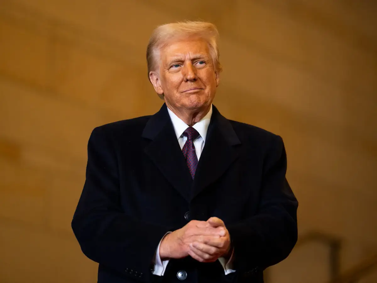 Trump Criticizes Biden's Ukraine Policy and Funding