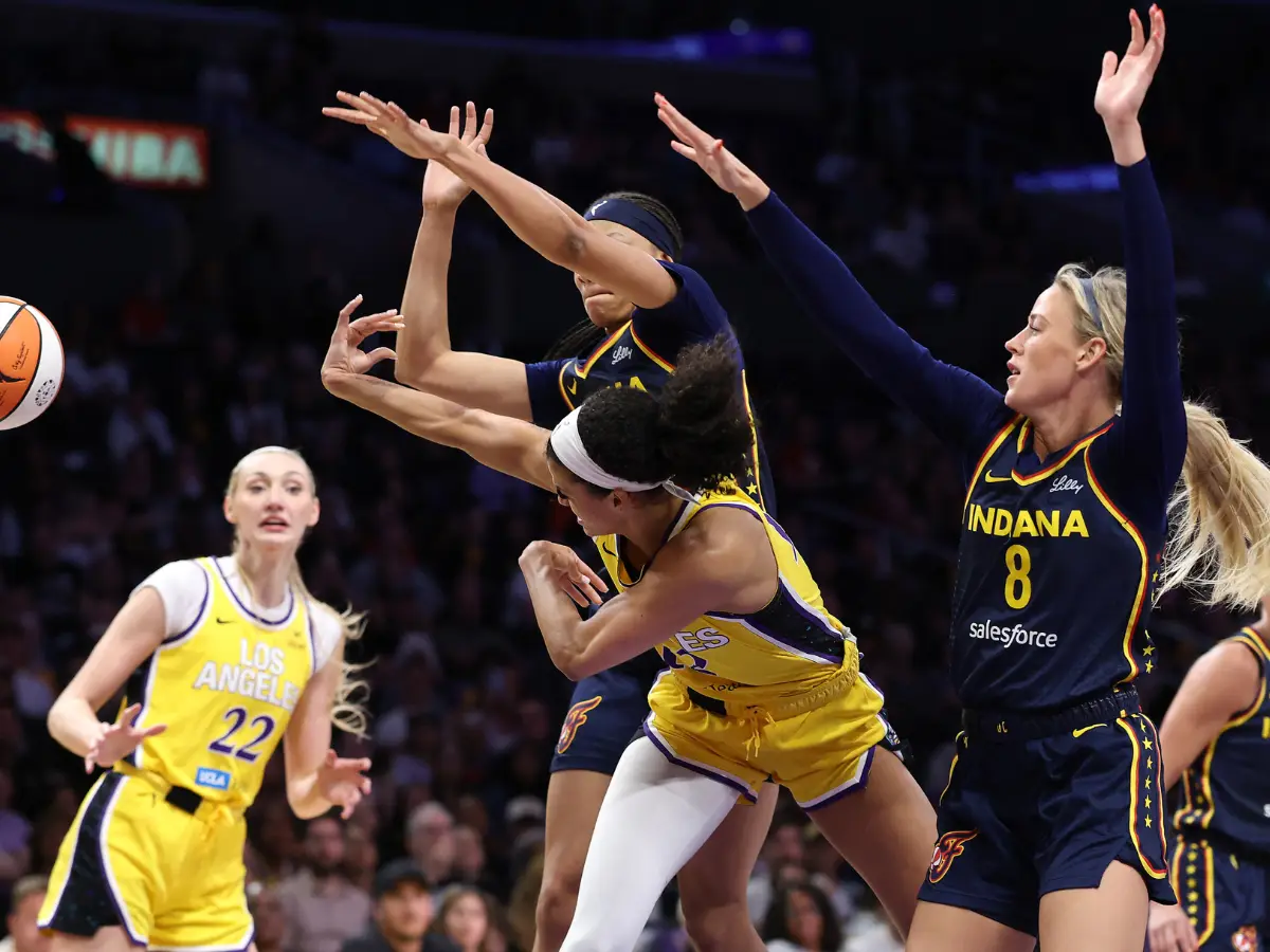 'Stop throwing dildos on the court': Sex toy flung during WNBA game for third time in a week 'Stop throwing dildos on the court': Sex toy flung during WNBA game for third time in a week