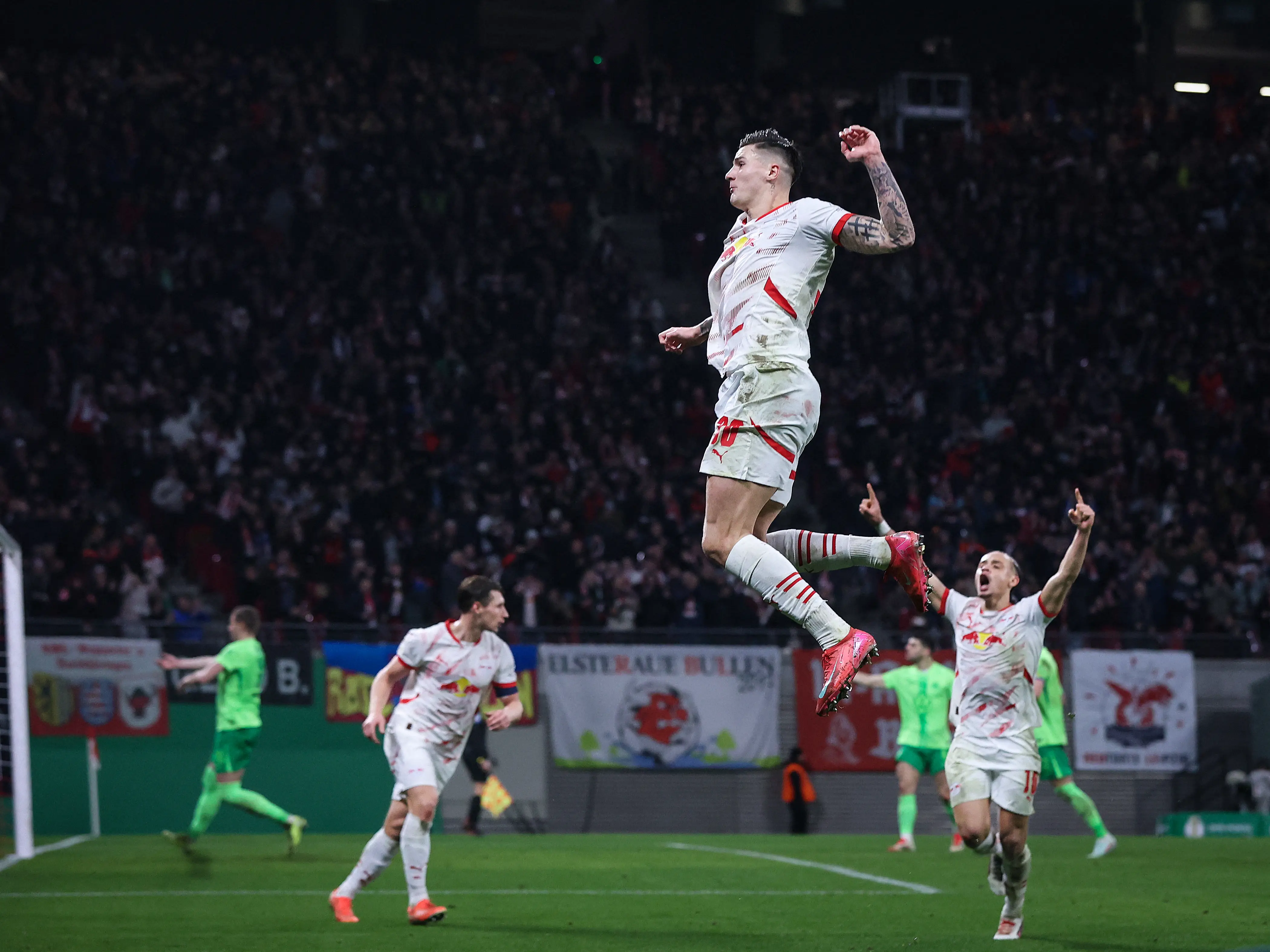 Manchester United reach agreement with Benjamin Sesko for sensational signing-Reports Manchester United reach agreement with Benjamin Sesko for sensational signing-Reports