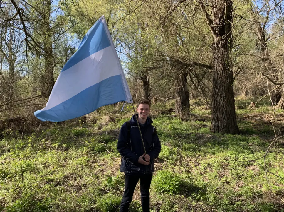 Australian man forms new country with nearly 400 citizens on unclaimed land: Here's all we know Australian man forms new country with nearly 400 citizens on unclaimed land: Here's all we know