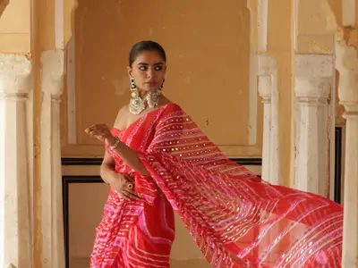 National Handloom Day 2025: Top 10 Handloom Sarees Every Saree Lover Must Own