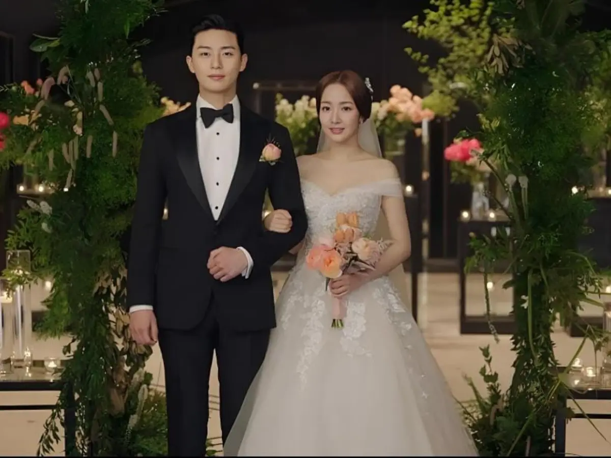 What's Wrong with Secretary Kim (2018)