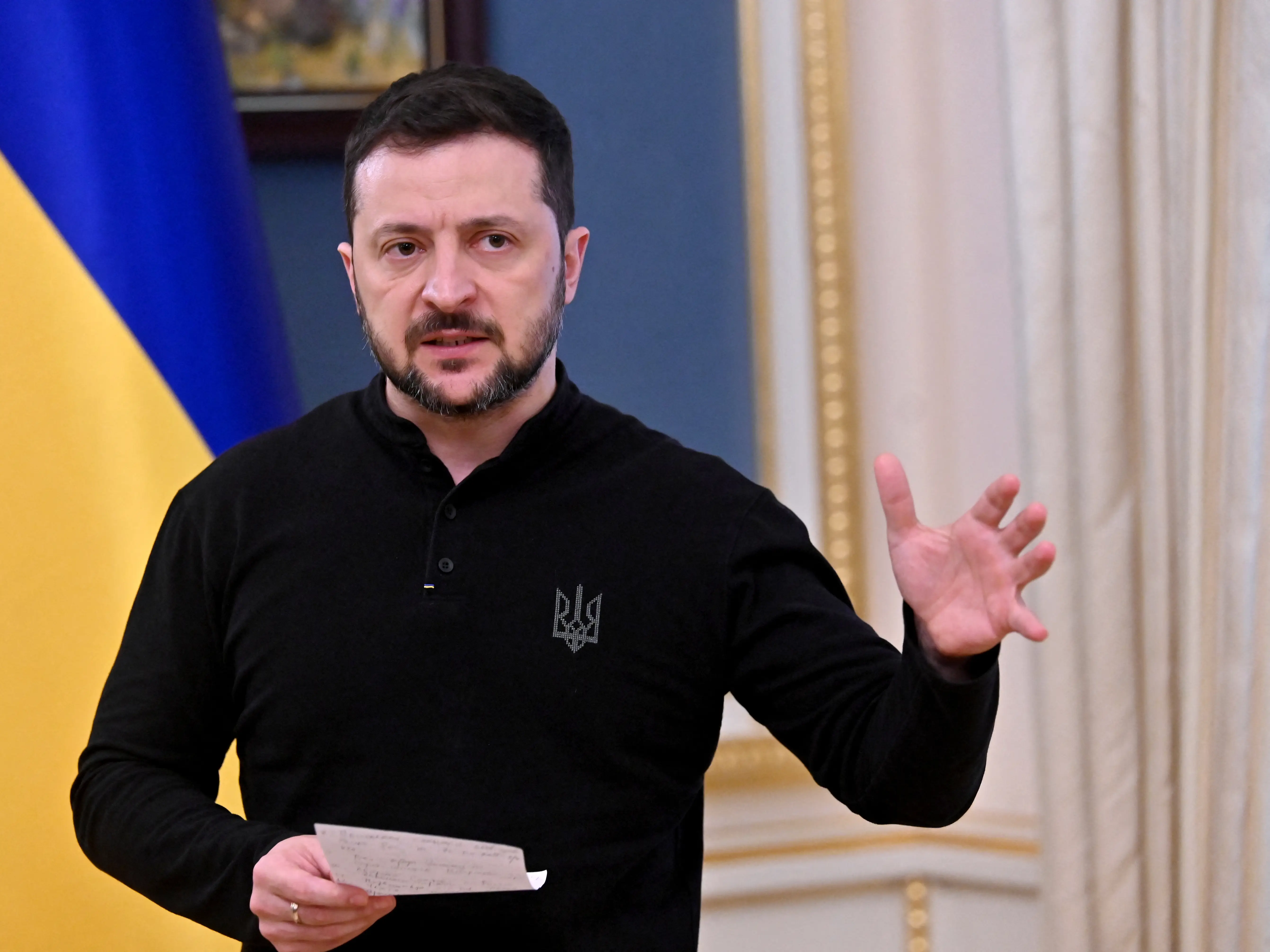 Zelensky is looking for 'long-term security' thinks it's possible with US and Europe Zelensky is looking for 'long-term security' thinks it's possible with US and Europe