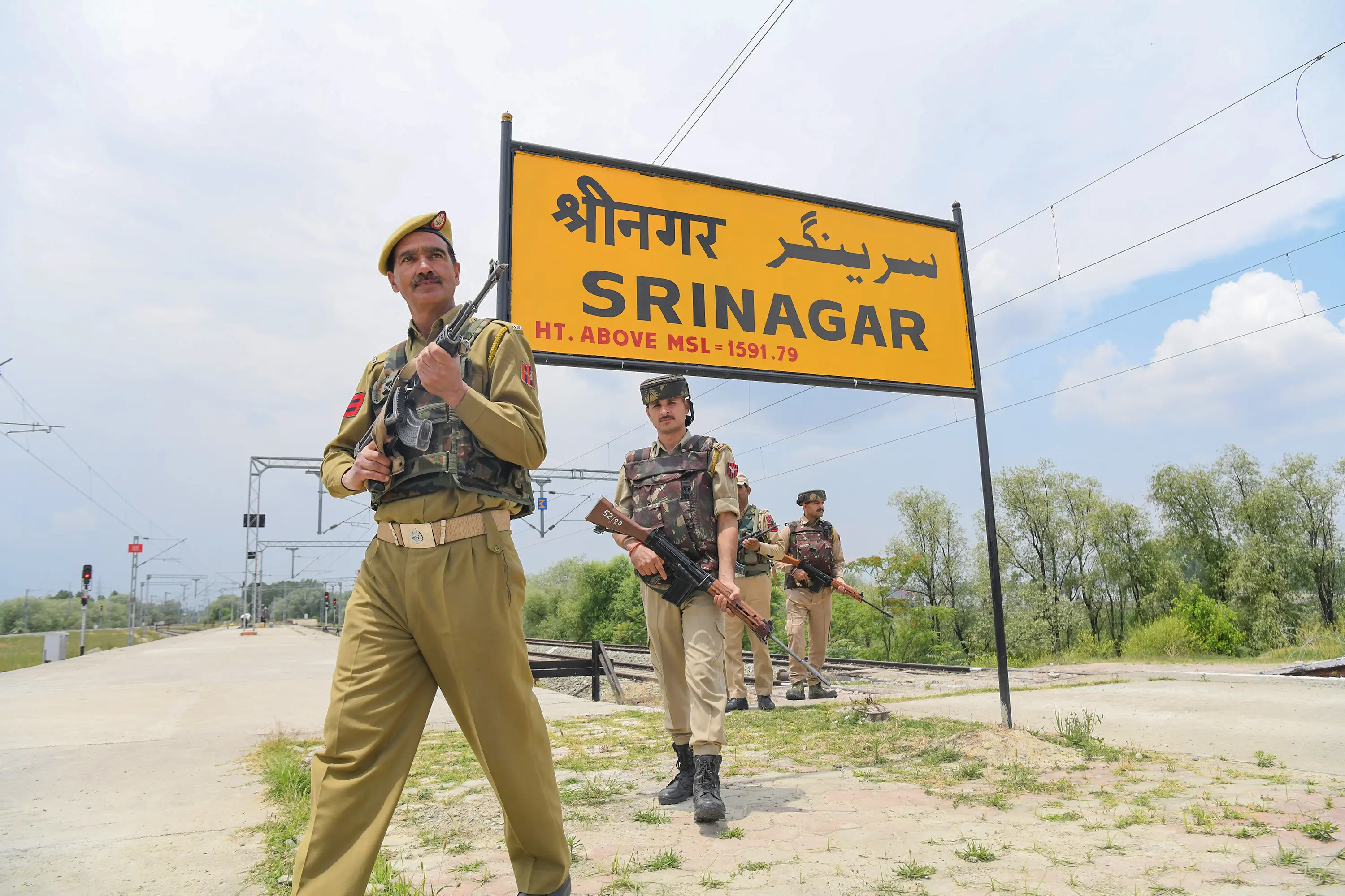 JK police inspect bookshops following the government ban on 25 books