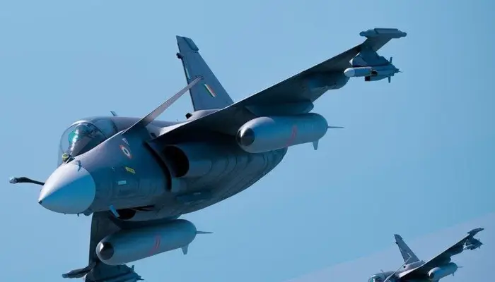 HAL Tejas 'Mk1 vs Mk2': Which fighter jet variant crashed at Dubai Airshow 2025?