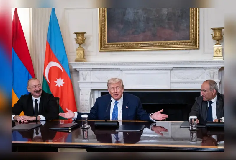 Trump hailed as 'peacemaker' as Armenia, Azerbaijan agree to stop fighting 'forever' Trump hailed as 'peacemaker' as Armenia, Azerbaijan agree to stop fighting 'forever'