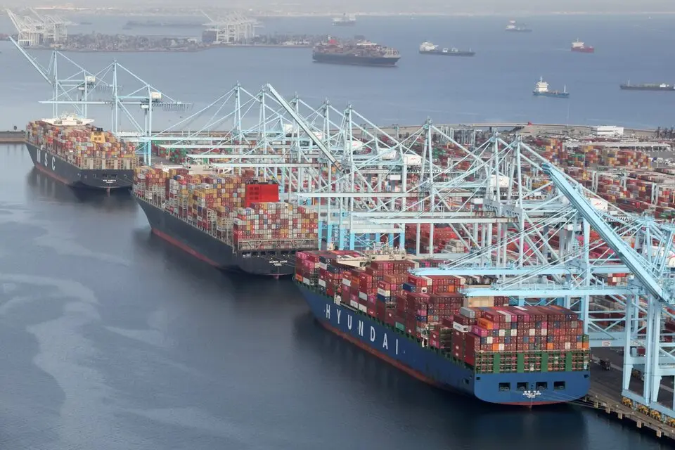 US imports drop as tariff uncertainty takes toll on retailers