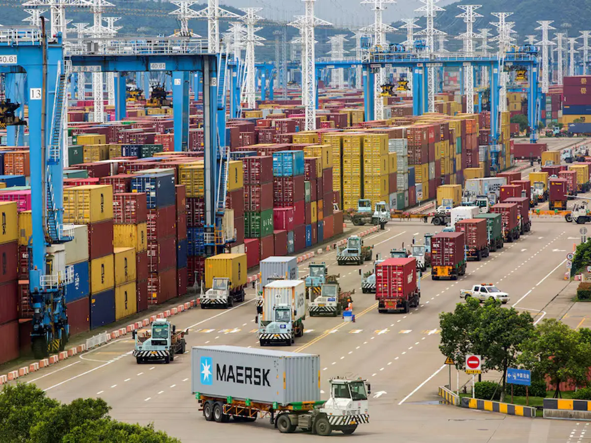 WTO Predicts Softer Global Trade Slowdown Amidst Tariff Concerns