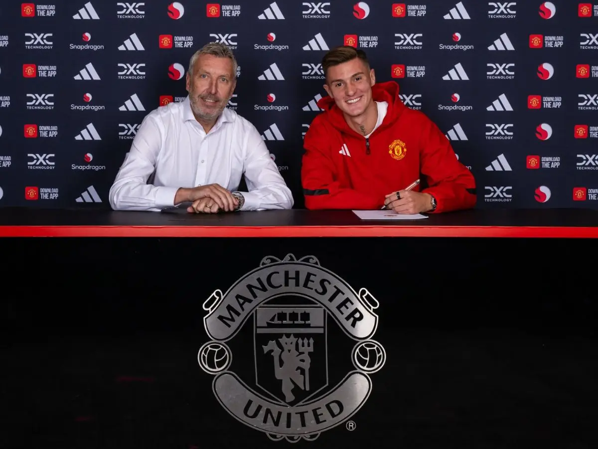 Transfer Window: Slovenian striker Benjamin Sesko completes Manchester United move Transfer Window: Slovenian striker Benjamin Sesko completes Manchester United move