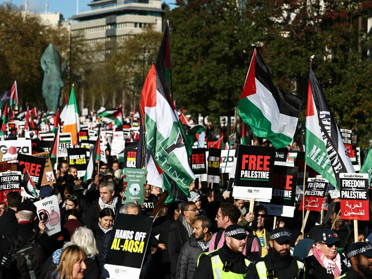 UK: Police arrest 150 pro-Palestine activists under anti-terror laws UK: Police arrest 150 pro-Palestine activists under anti-terror laws