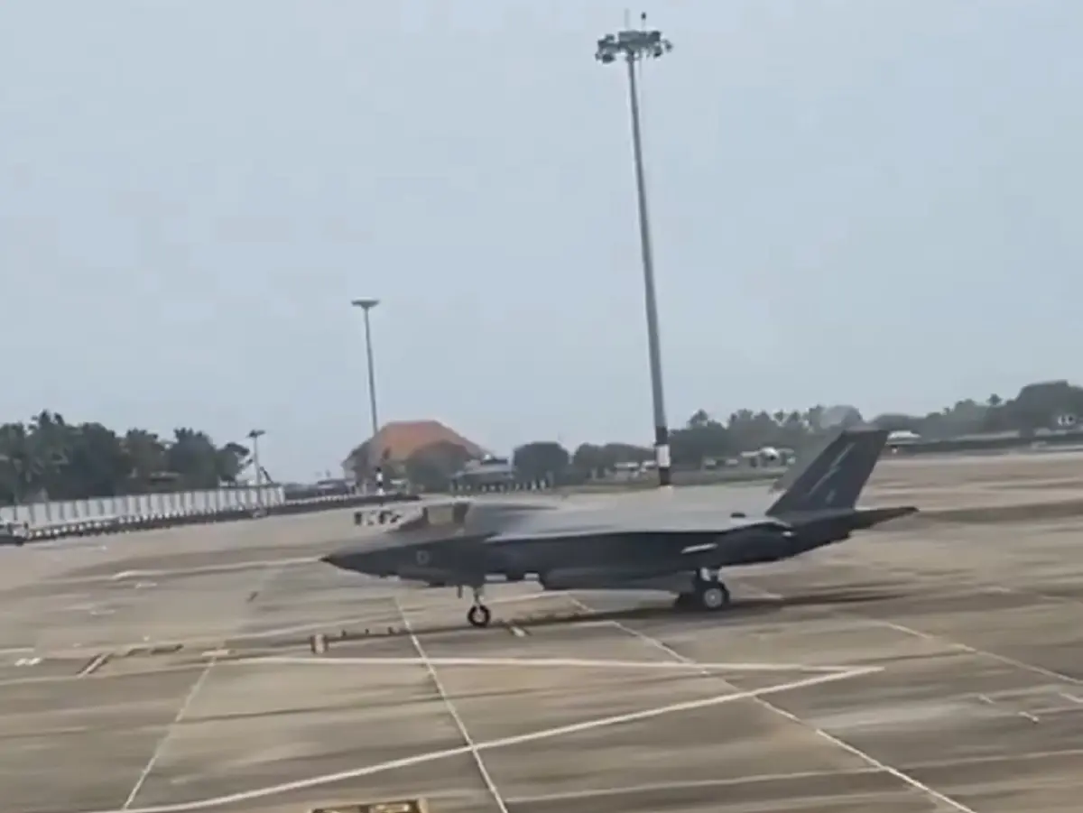 After Kerala, UK’s F-35 jet makes emergency landing in Japan; Chinese and Russian media mock RAF After Kerala, UK’s F-35 jet makes emergency landing in Japan; Chinese and Russian media mock RAF