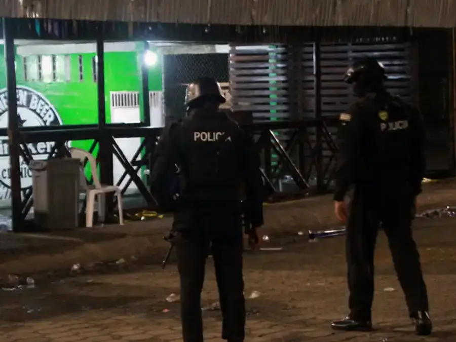 Eight dead in shooting outside Ecuador nightclub: Police