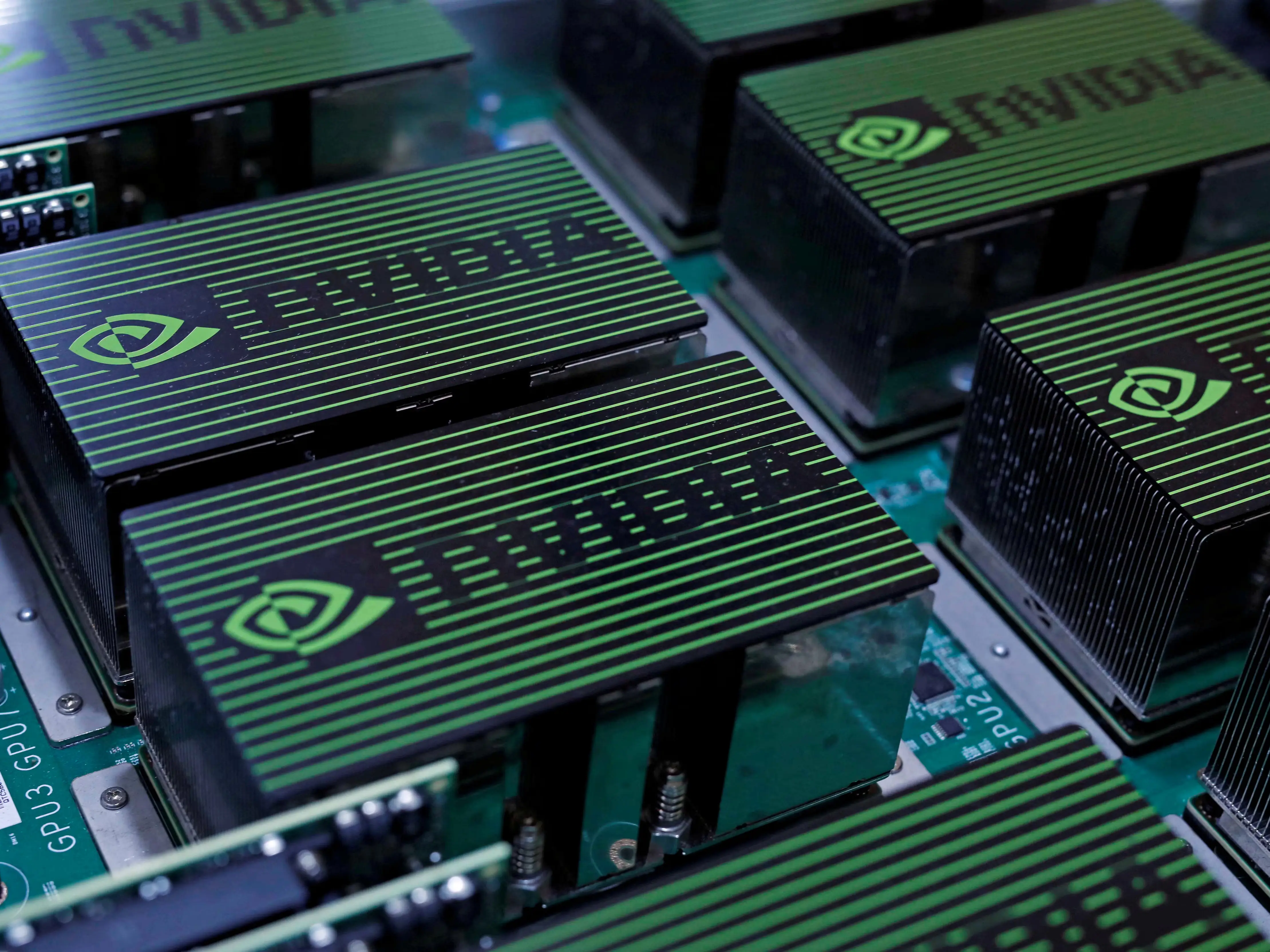 Nvidia, AMD to pay US 15% of China AI chip sales under export deal Nvidia, AMD to pay US 15% of China AI chip sales under export deal