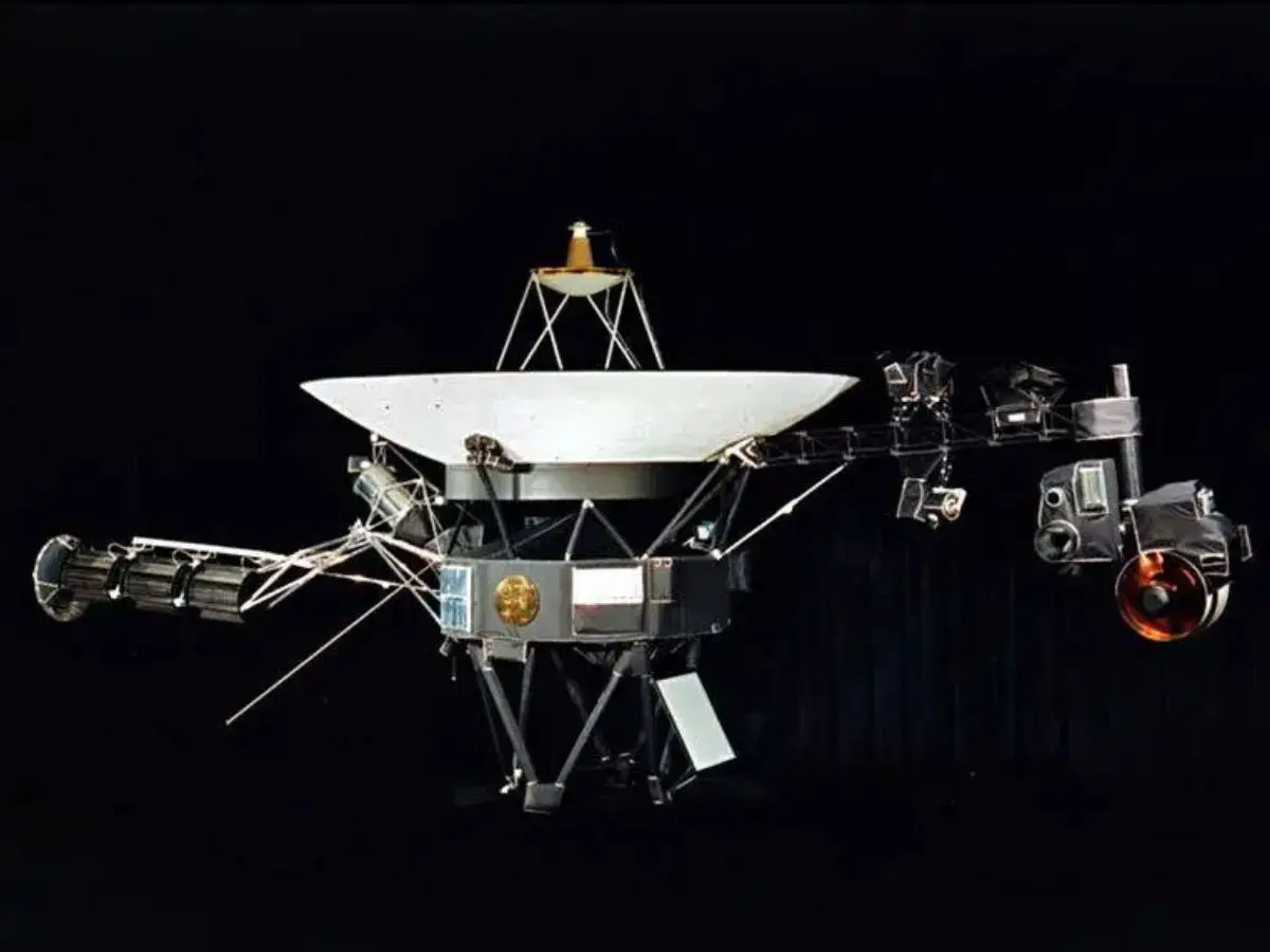 What if Voyager 1 had AI controlling it?