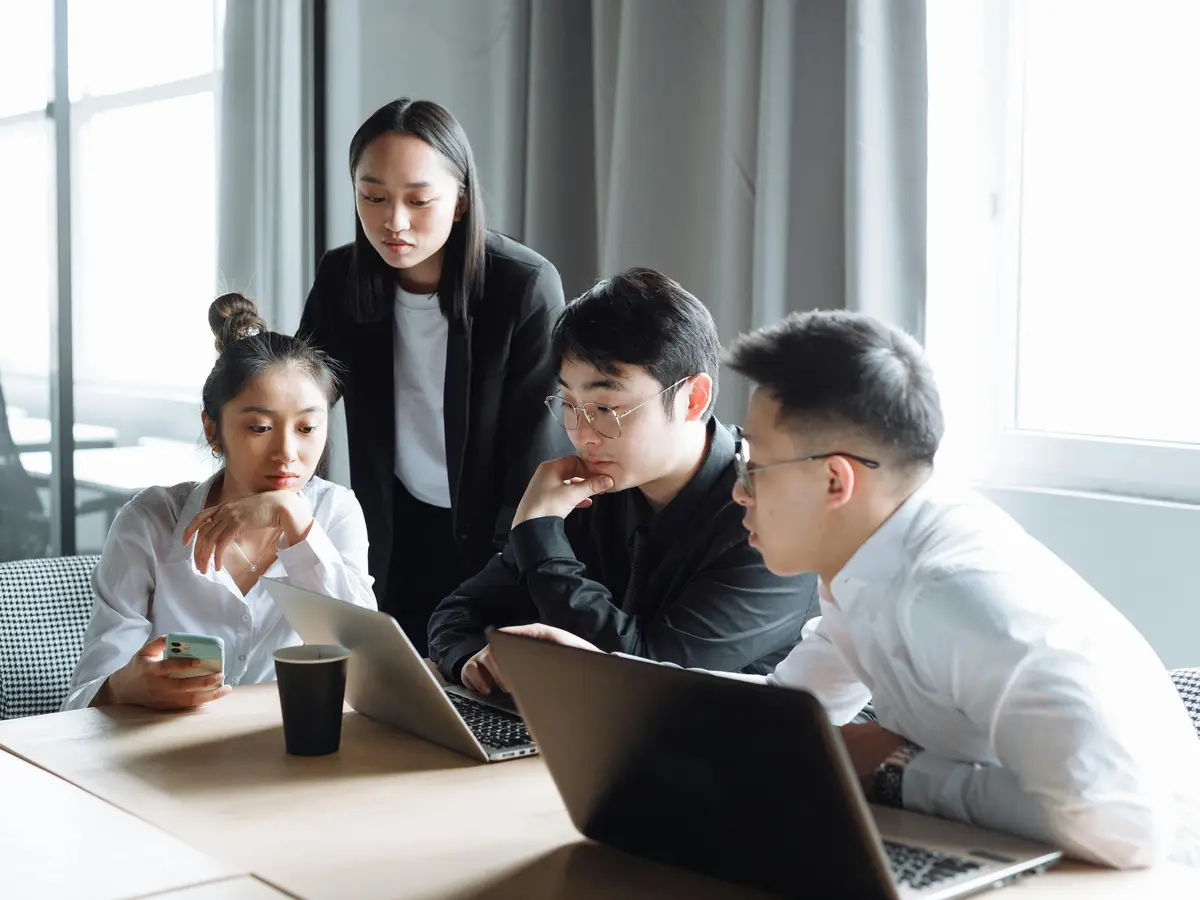 China's 'Pretend Offices' Address Job Market Pressures