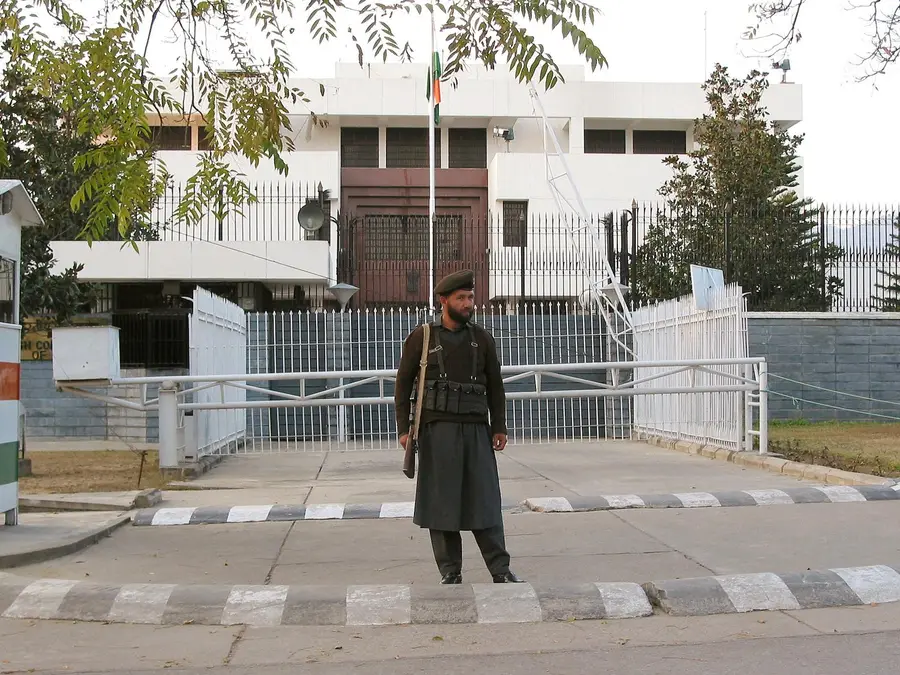 Pakistan stops newspapers to Indian diplomats in Islamabad