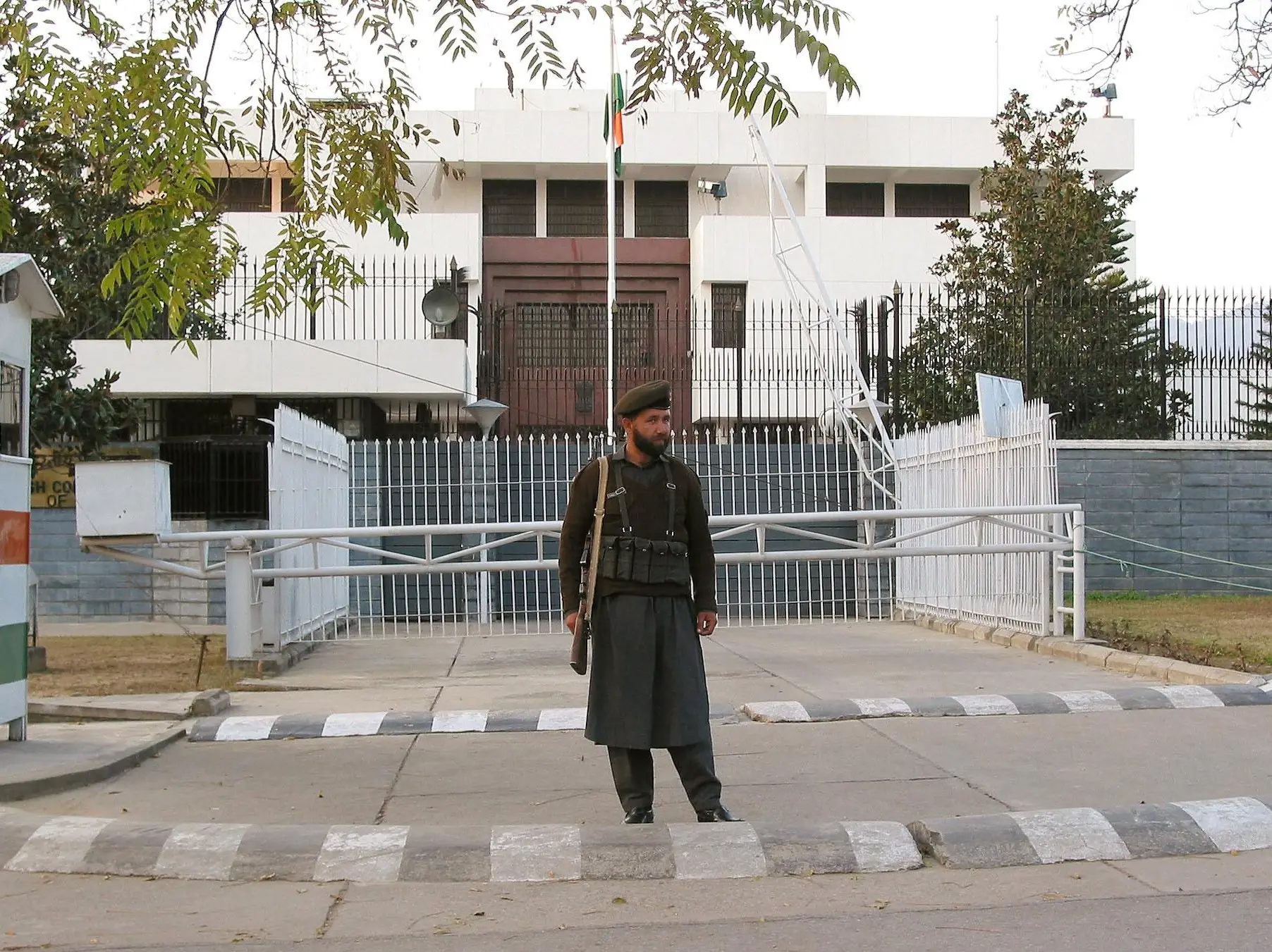 Pakistan stops newspapers to Indian diplomats in Islamabad Pakistan stops newspapers to Indian diplomats in Islamabad