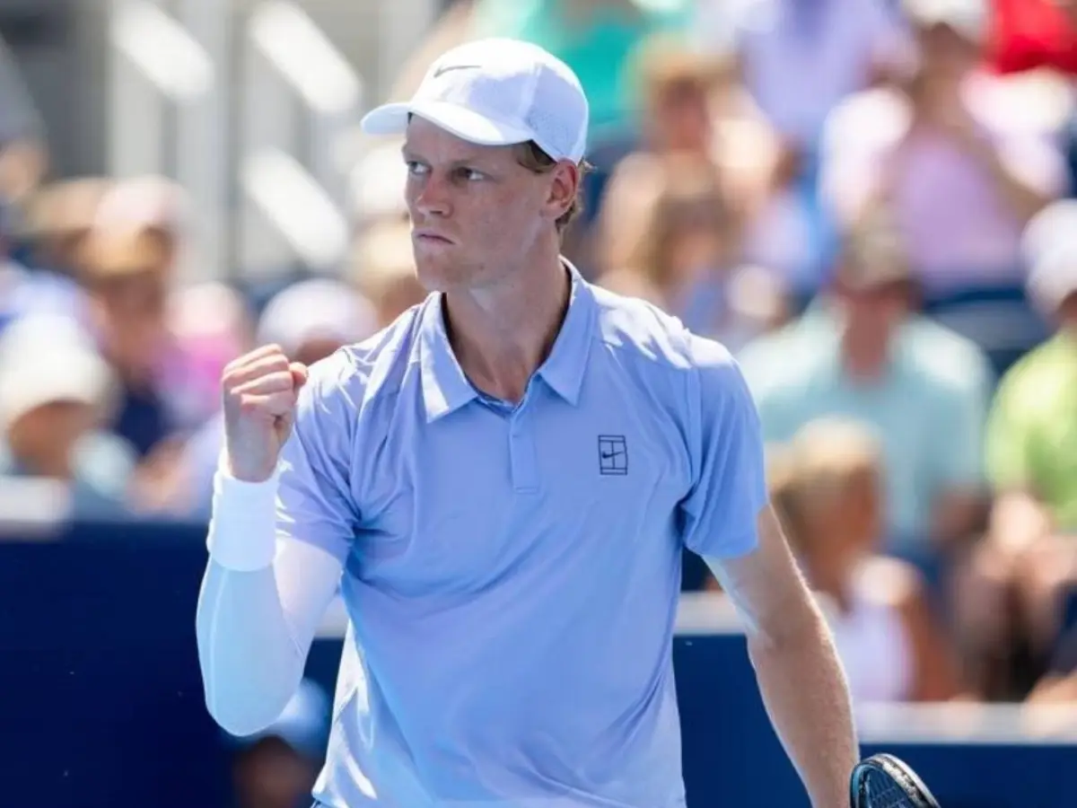 Cincinnati Open Jannik Sinner advances amid power failure chaos