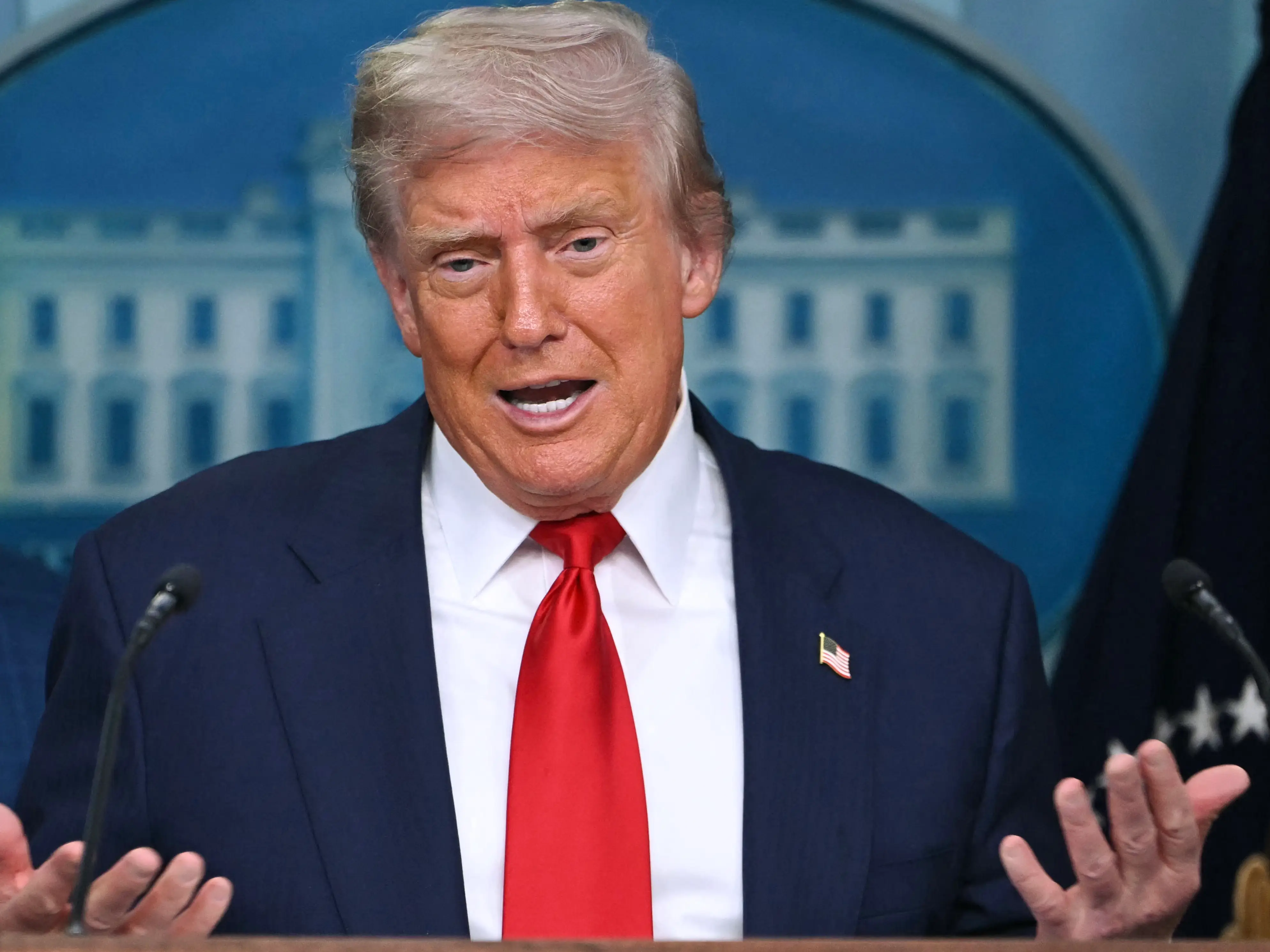 Is Alaska in Russia? Trump makes embarrassing mistake ahead of meeting with Putin - Watch Is Alaska in Russia? Trump makes embarrassing mistake ahead of meeting with Putin - Watch