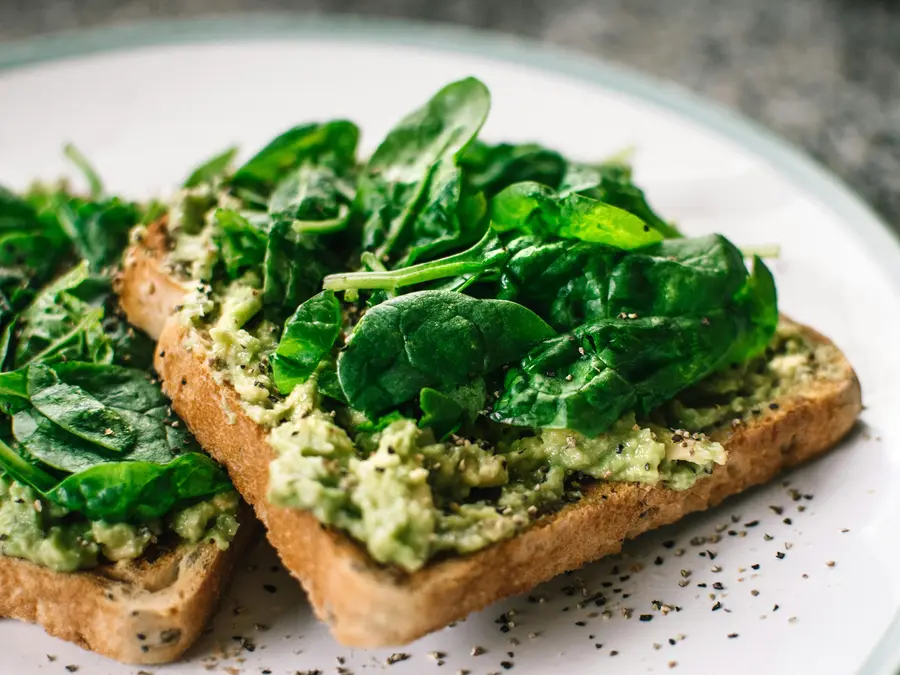 Italian singer dies after consuming contaminated broccoli sandwich amid botulism outbreak