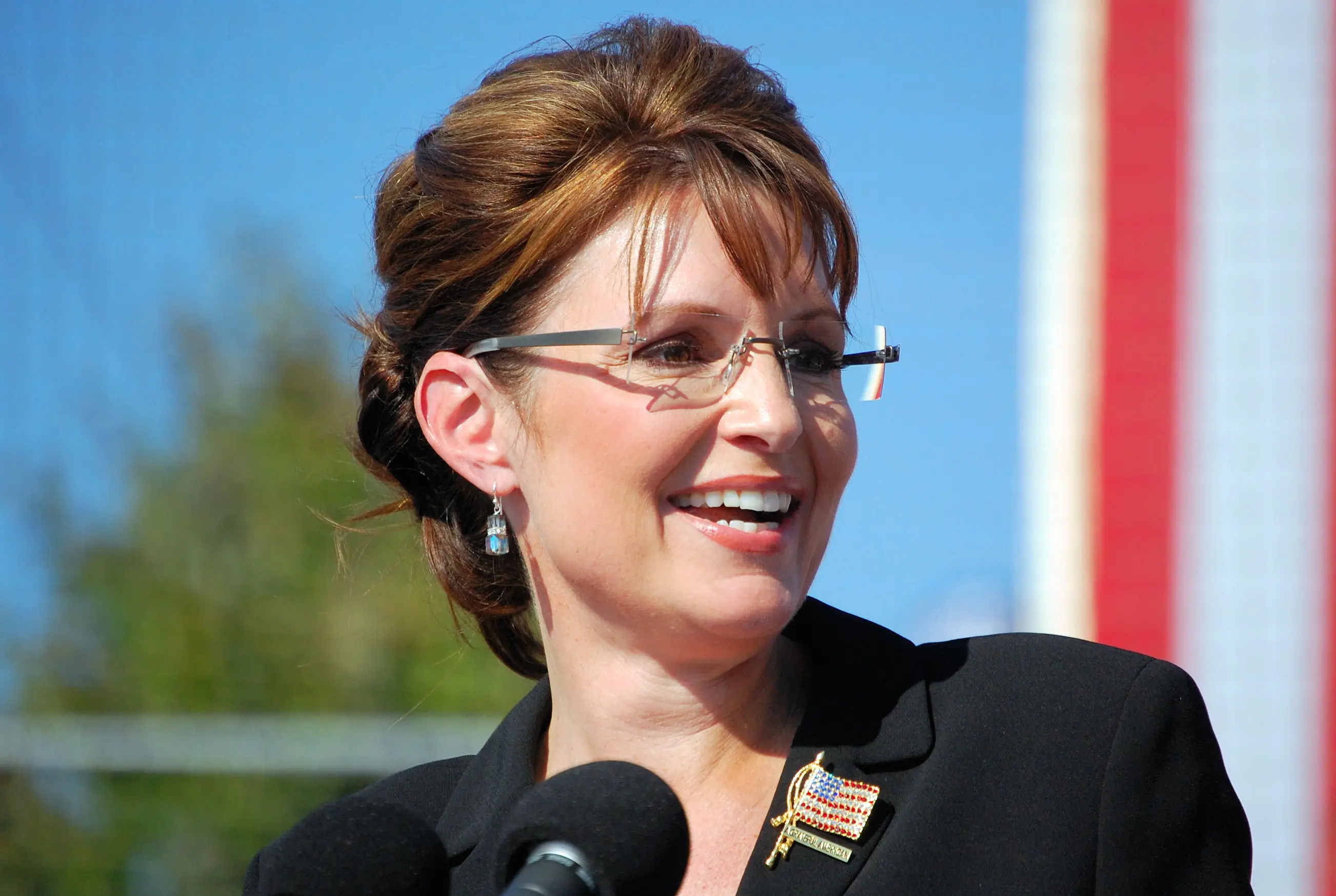 Et comment pouvons-nous conclure cette liste sur l’Alaska, sans mentionner Sarah Palin ?