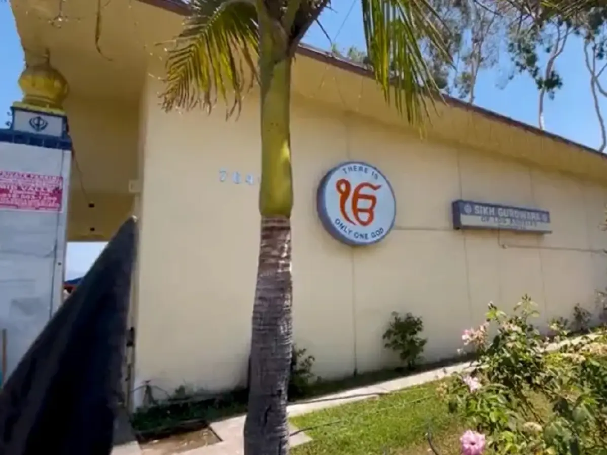 Sikh man, 70, ‘bludgeoned’ in vicious golf club attack in Los Angeles, battling for life Sikh man, 70, ‘bludgeoned’ in vicious golf club attack in Los Angeles, battling for life