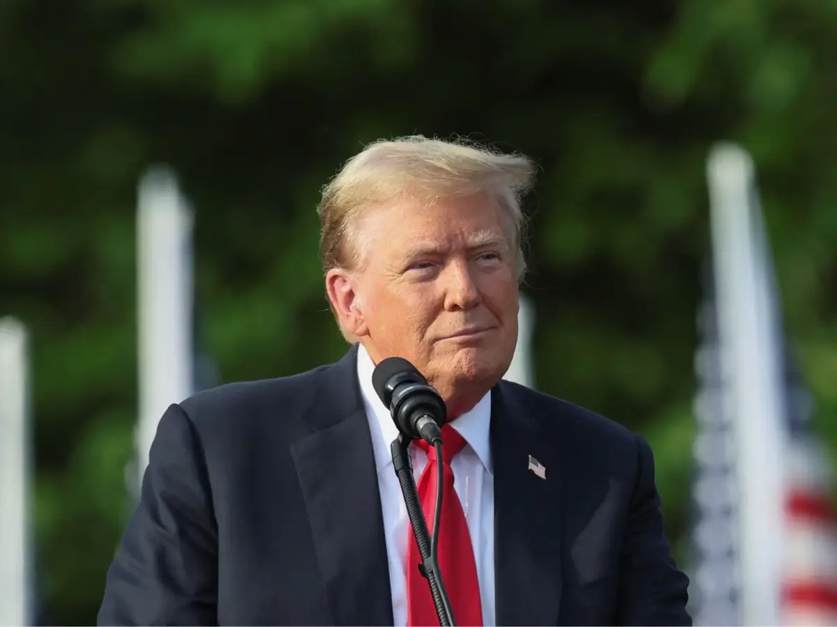 'MISSION: Remove murderers, pedophiles, and terrorists' - Over 10,000 people apply to join ICE amid Trump's immigration crackdown 'MISSION: Remove murderers, pedophiles, and terrorists' - Over 10,000 people apply to join ICE amid Trump's immigration crackdown