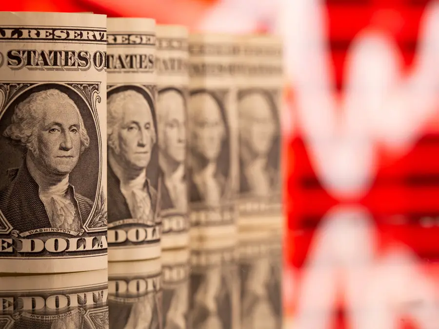 Dollar slips as Fed rate cut bets grow amid Trump–Fed tensions