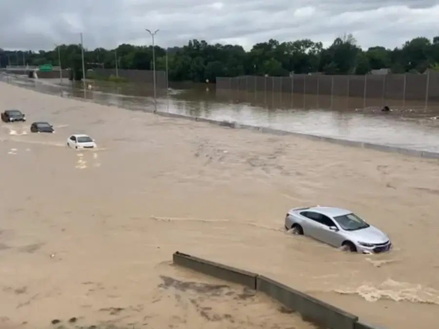 Torrential rainfall, floods wreak havoc in Chattanooga