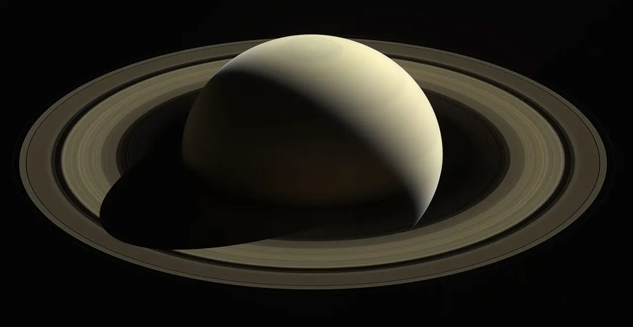 What NASA's Voyager 1 taught us about Saturn’s rings