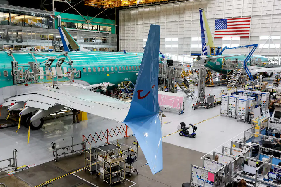 Boeing and Airbus show diverging trends in aircraft deliveries and orders for July