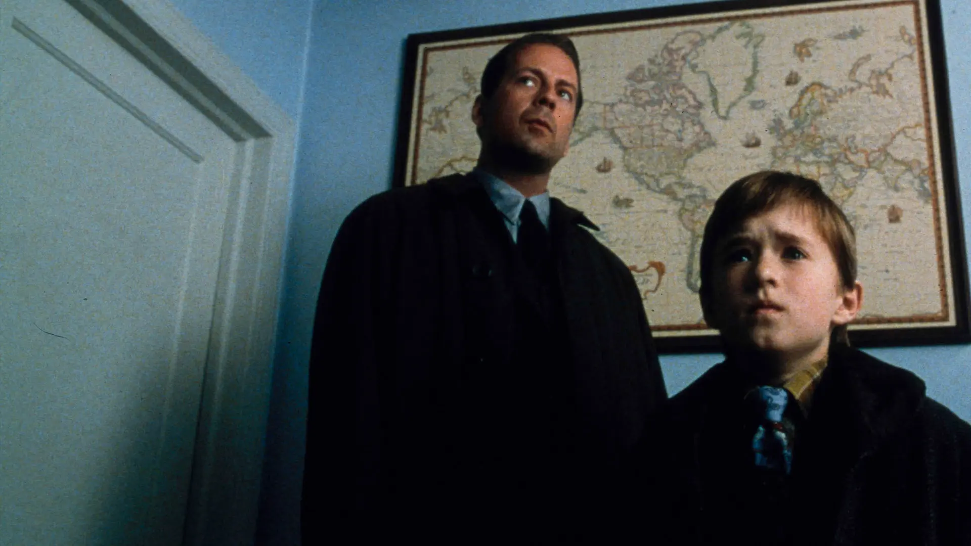 The Sixth Sense (1999)