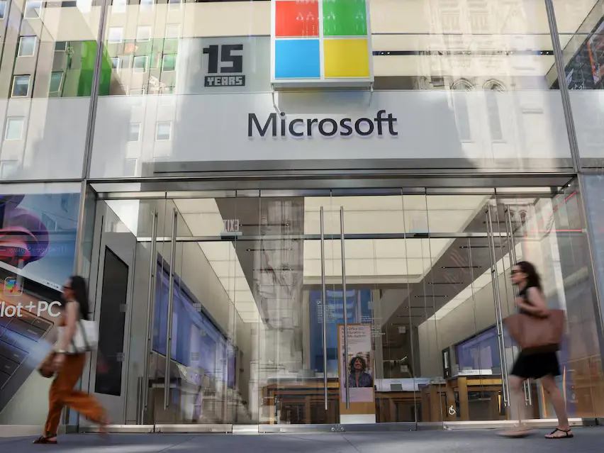 Microsoft targets Meta’s top AI talent with multimillion-dollar pay packages Microsoft targets Meta’s top AI talent with multimillion-dollar pay packages