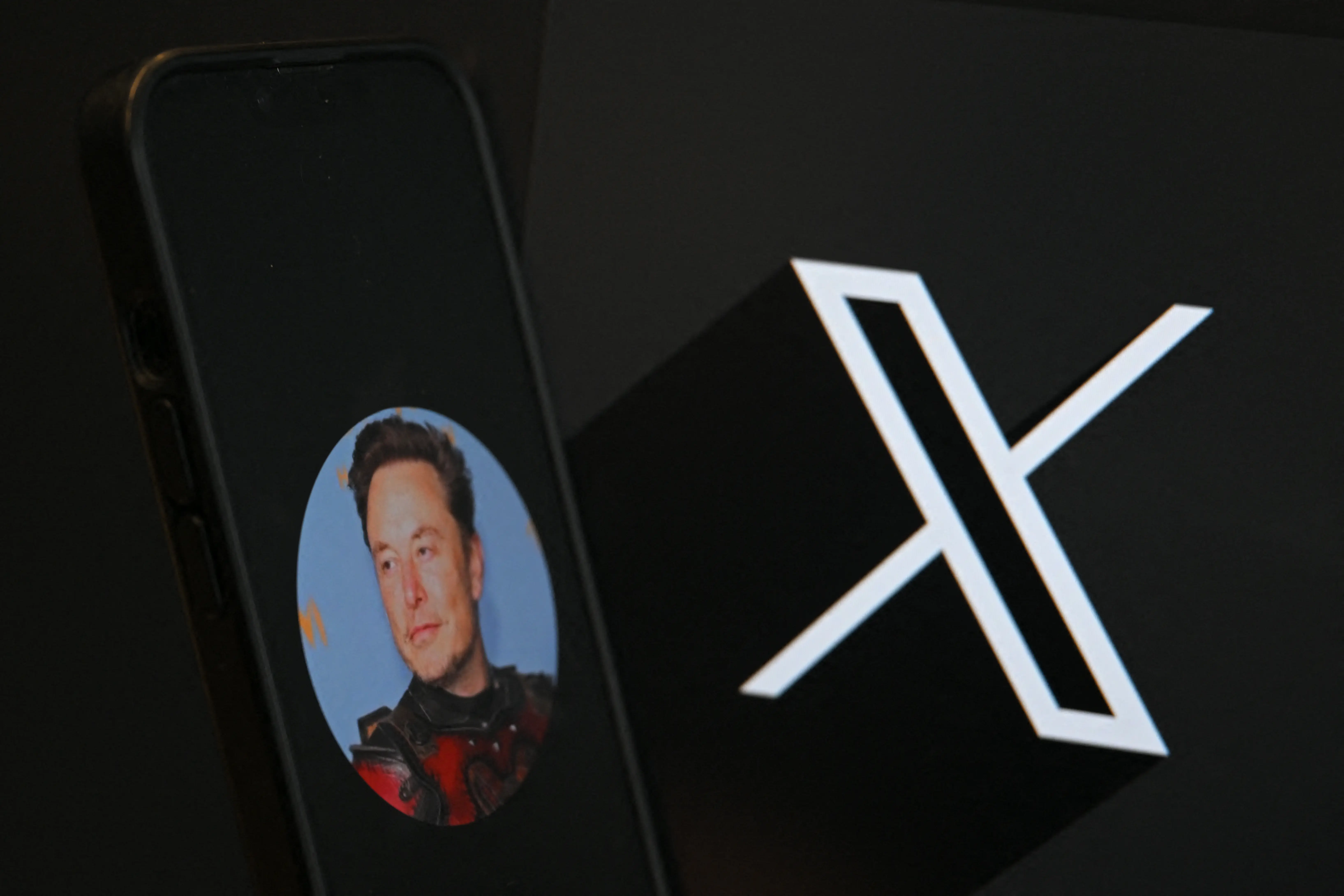 Elon Musk’s X restores service after global outage hits thousands