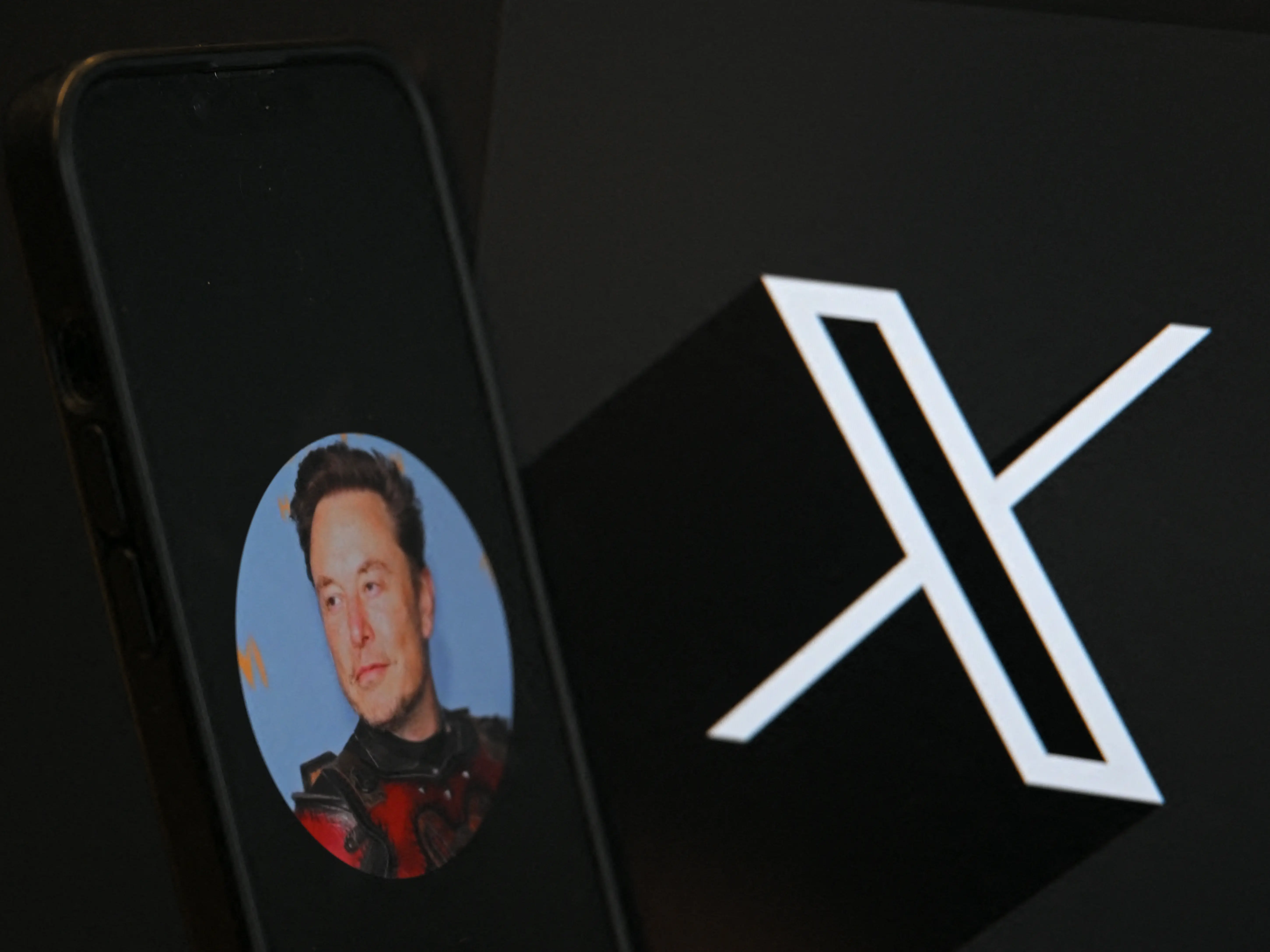 Elon Musk’s X restores service after global outage hits thousands Elon Musk’s X restores service after global outage hits thousands