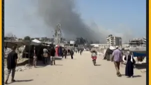 Israeli Strikes Send Smoke Billowing Over East Gaza