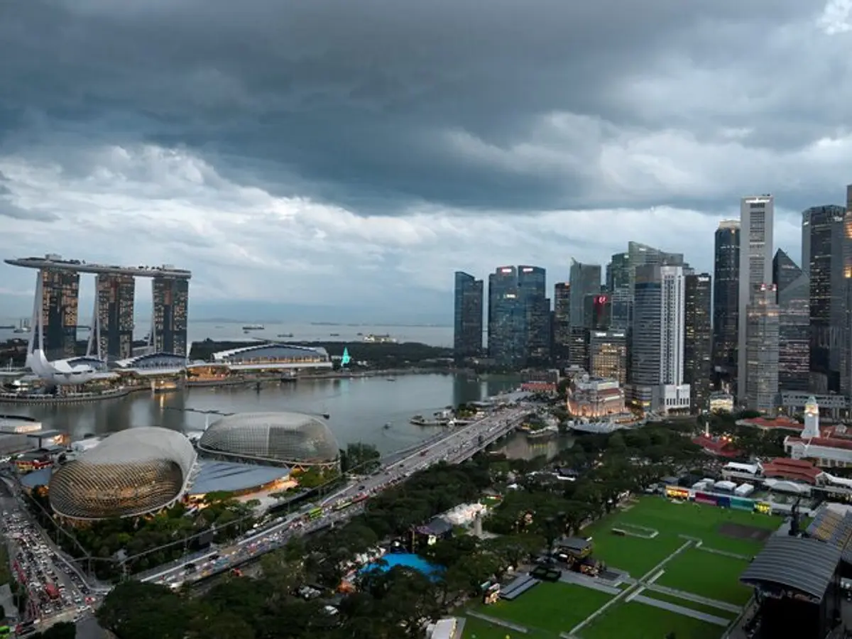 Singapore Home Sales Surge Despite Cooling Measures
