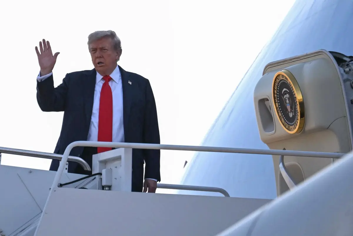 'I want to see a ceasefire, rapidly': Trump says he will be ‘unhappy’ if no deal is reached today ahead of Putin talks